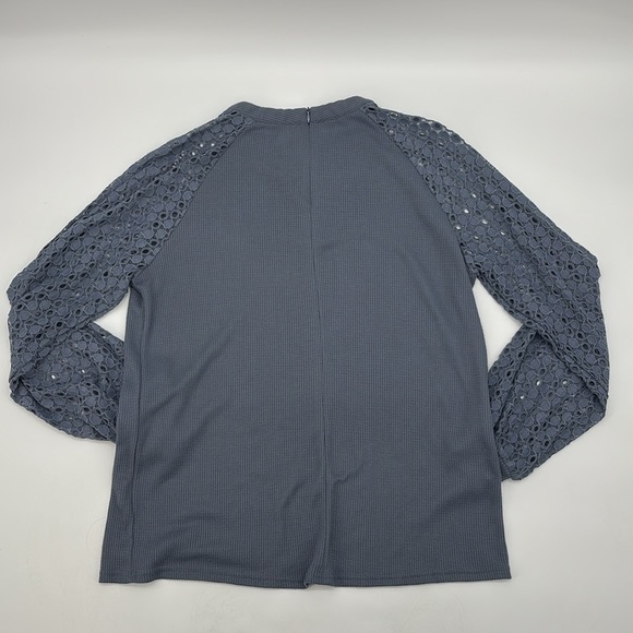 Miholl Blue/Gray Lace Sleeve Top size XL - Picture 2 of 8